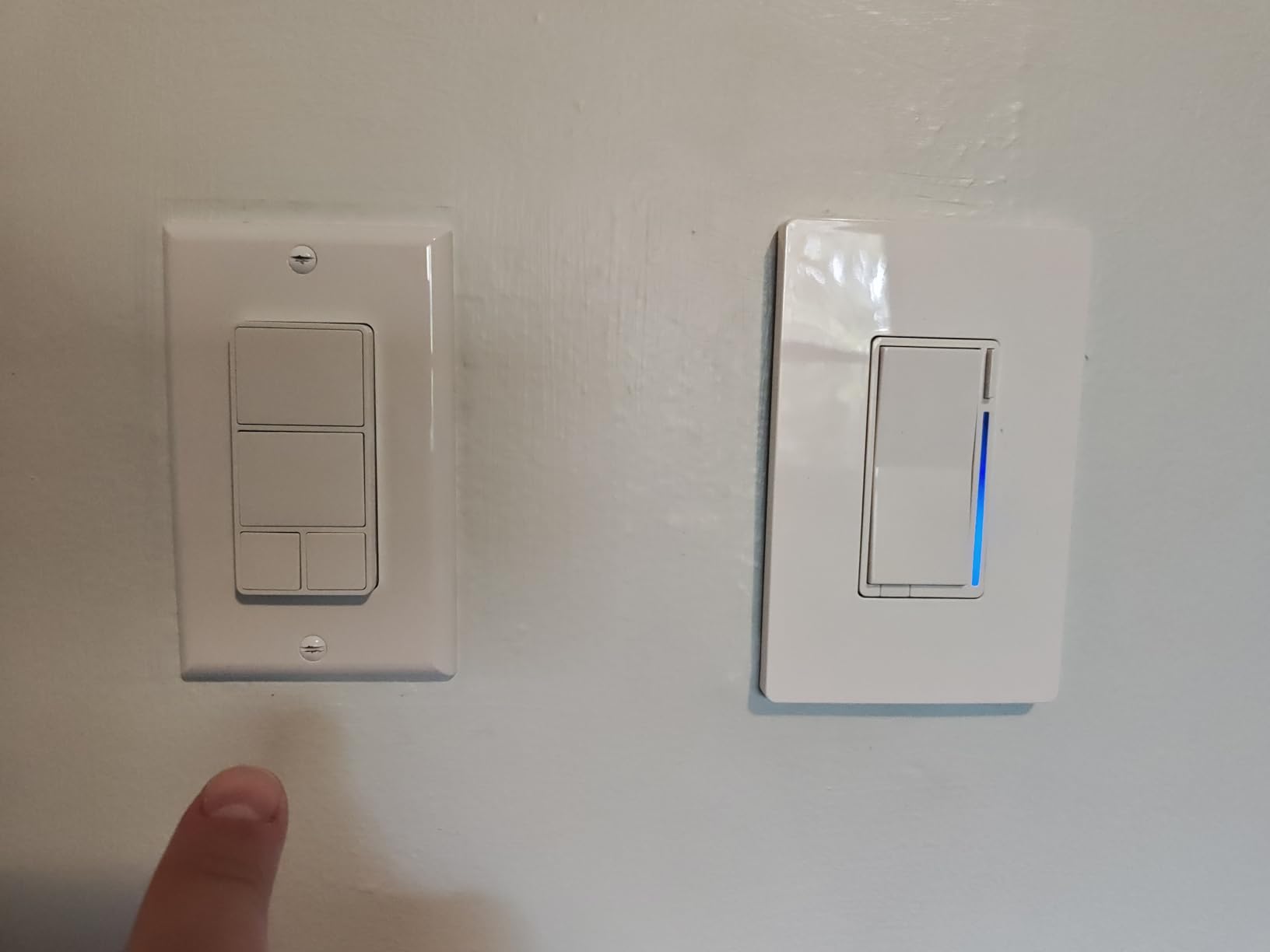 Wireless Zigbee Smart Button, 4-Way Remote Control Button Switch for Smart Home Devices, Scene Controller, Compatible with Tuya, Home Assistant, Homey, Hubitat, Requires Tuya Zigbee Hub customer photo 1