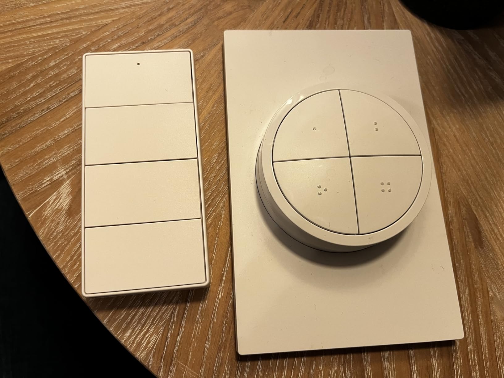 Wireless Zigbee Smart Button, 4-Way Remote Control Button Switch for Smart Home Devices, Scene Controller, Compatible with Tuya, Home Assistant, Homey, Hubitat, Requires Tuya Zigbee Hub customer photo 2