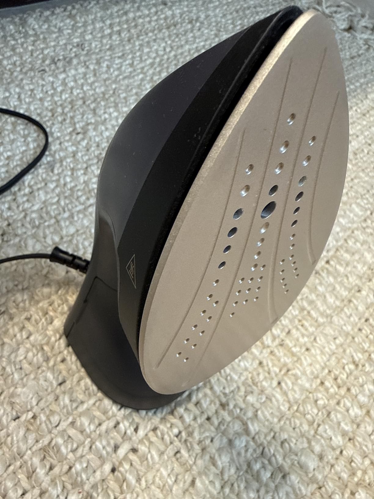 BEAUTURAL Steamer for Clothes, 2-in-1 Steam & Iron, 1200W Handheld Powerful Garment Fabric Wrinkle Remover with Burst Steam, Ceramic Heating Plate, 30-Second Fast Heat-up, Auto-Off (Only for 120V) customer photo 1