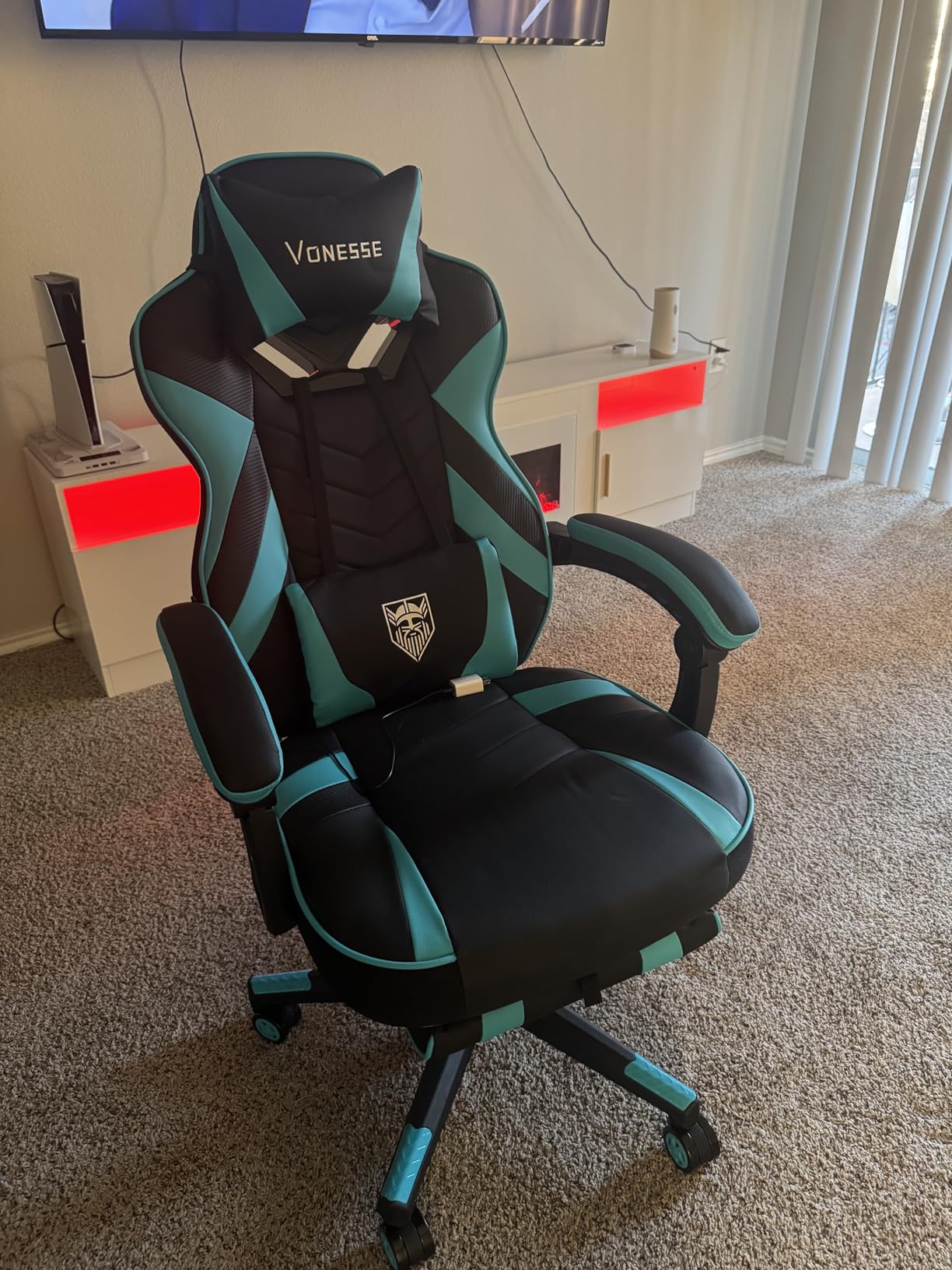 Vonesse Gaming Chair, Big and Tall Gaming Chair with Footrest and Massage, Gaming Chairs for Adults with Lumbar Support, Ergonomic High Back Computer Chair with Pocket Spring Cushion (Purple/Black) customer photo 2