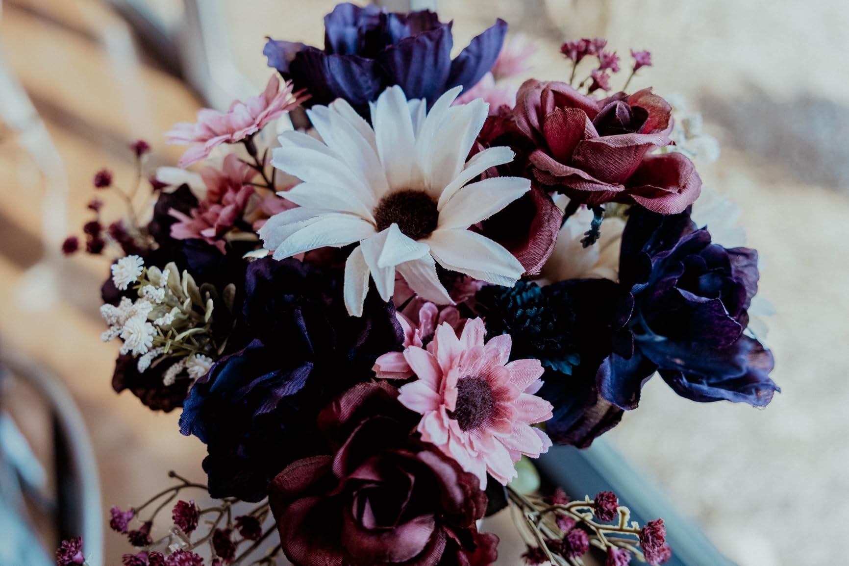 Canon EOS R50 V Mirrorless Camera (Body Only) - APS-C Digital Camera, Flip Screen 4K Video, Interchangeable Lens Camera for Vlogging, Content Creation, Streaming, Filming, Podcasts, TikTok customer photo 2