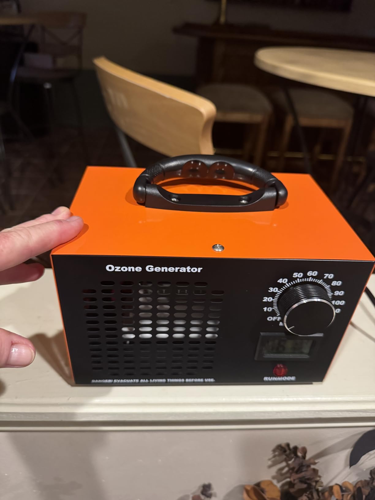 Ozone Generator 160,000mg/H with Temp/Humidity Display - 120 Min Timer O3 Ionizer Air Purifier for Large Spaces (5000 Sq.Ft) customer photo 1