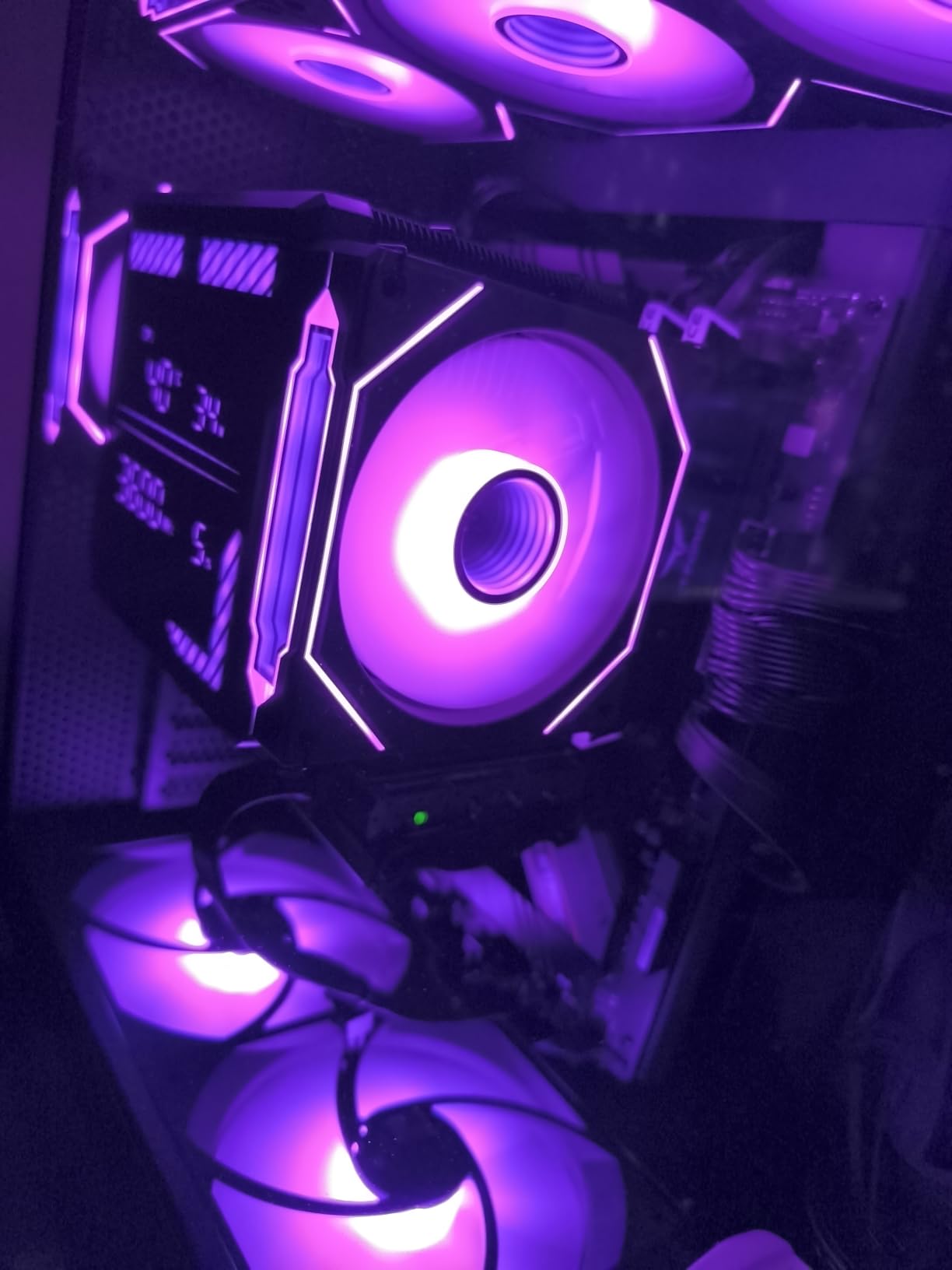 MONTECH Century II - 850W High-End ATX Gaming Power Supply - 80 Plus Gold & Cybenetics Platinum - Fully Modular - ATX 3.1 & PCIe 5.1 Ready with 12V-2x6 Cable - 10 Years Warranty customer photo 1