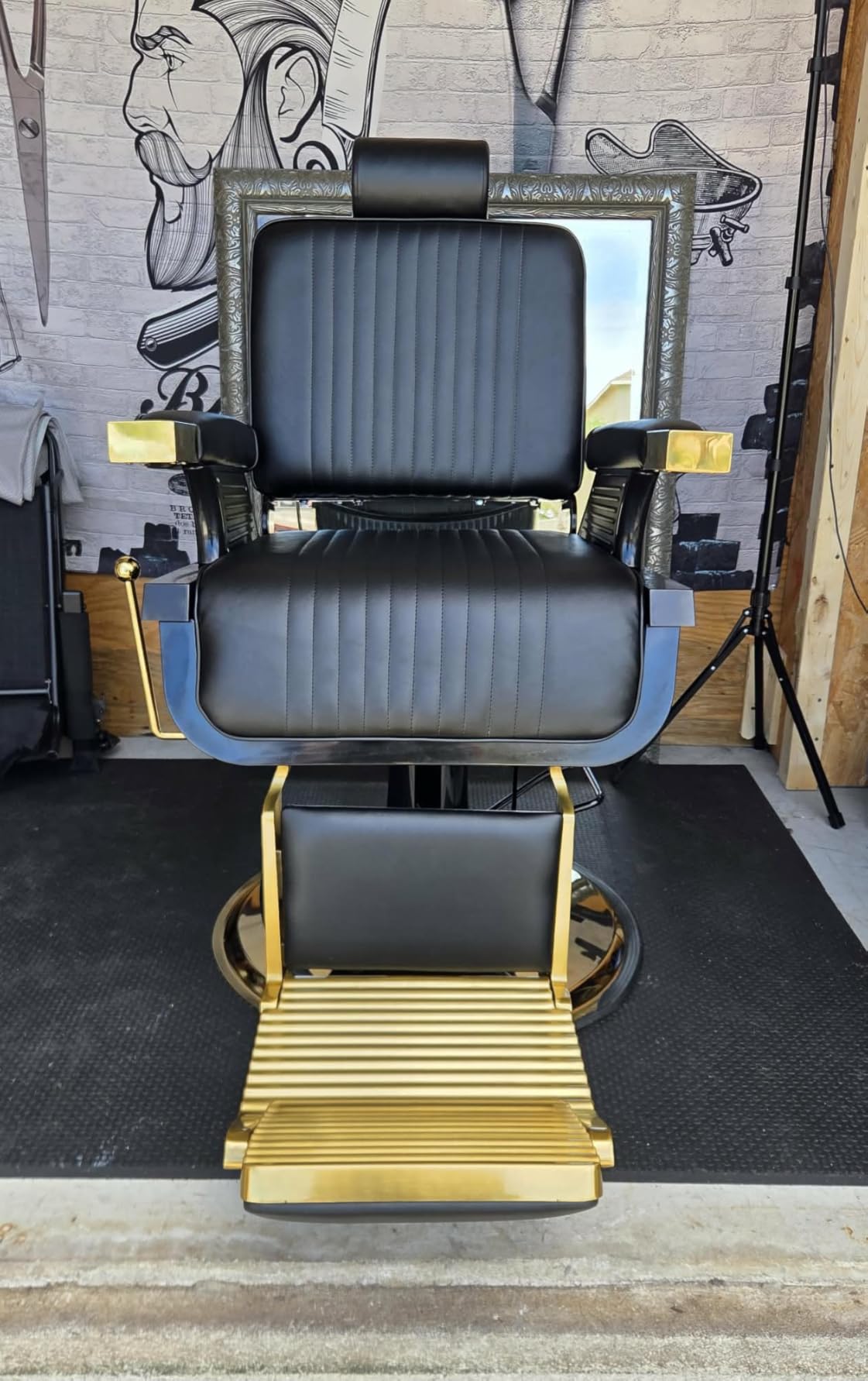 Reclining Barber Chair, Salon Chair Hair Stylist, Barber Chairs for Barbershop Supports up to 500lbs, Professional Salon Beauty Spa Shampoo Equipment customer photo 1