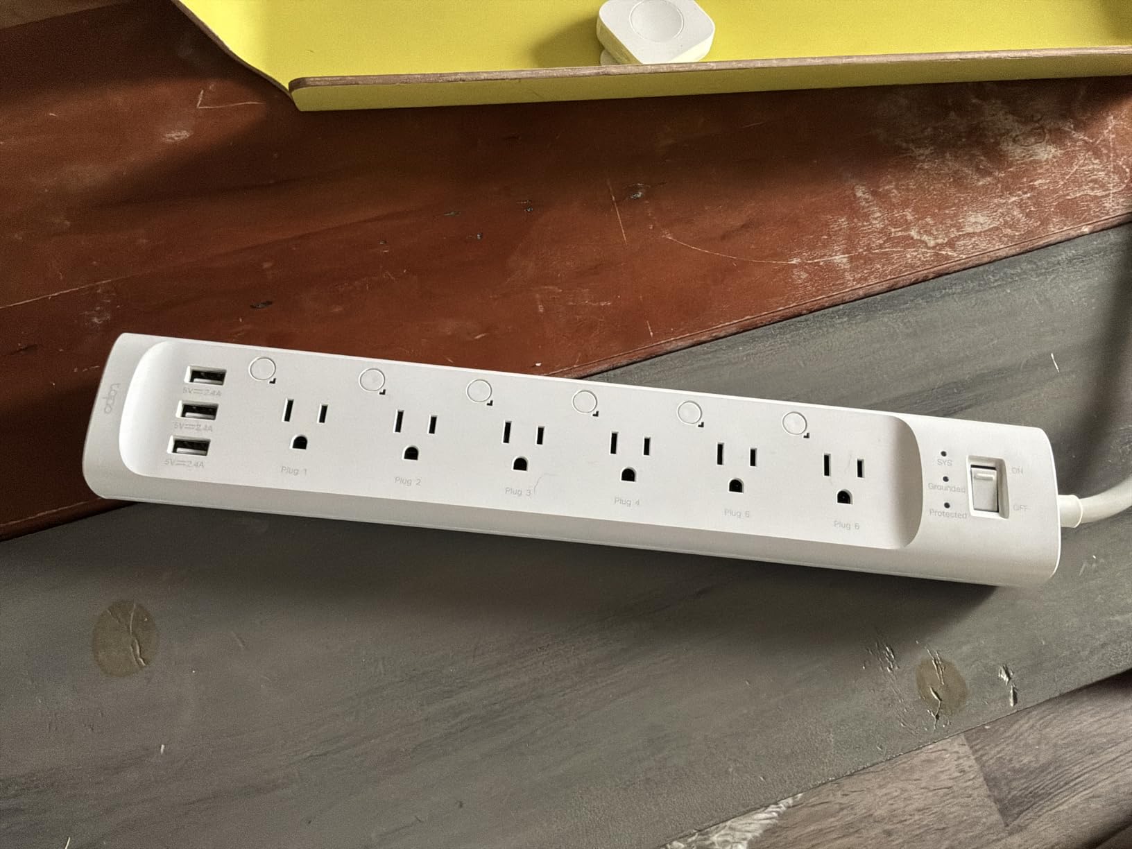 Tapo Smart Wi-Fi Power Strip P316M - Matter Compatible, Energy Monitoring, Surge Protection, 6 Individually Controlled Outlets & 3 USB Ports, Works with Alexa, Google Assistant, Siri & Bixby customer photo 2