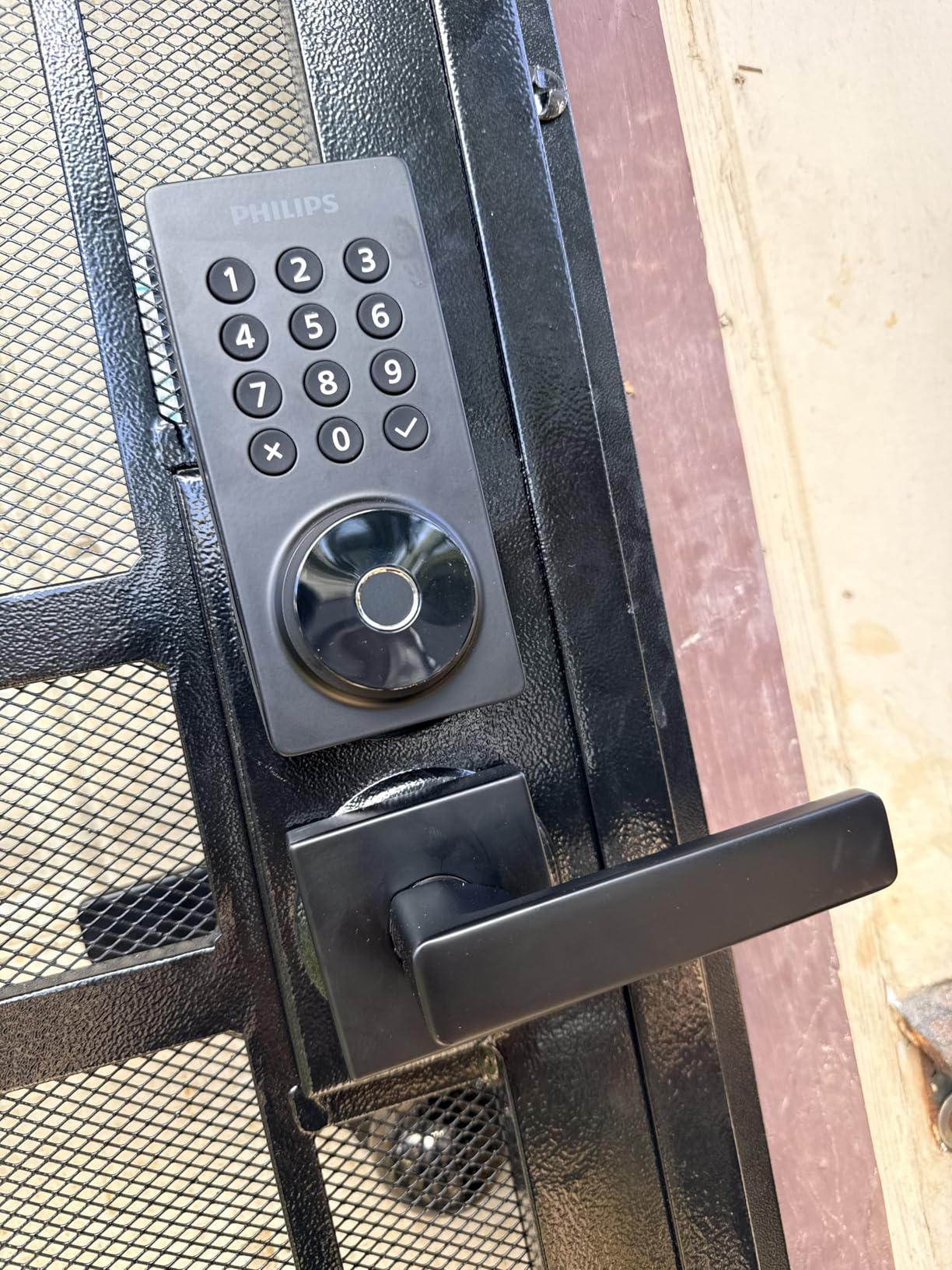 Philips WiFi Keypad Door Lock with Handle, Built-in WiFi, APP Remote Control, Voice & Fingerprint Unlock, Smart Locks for Front Door with Auto Lock, Digital Front Door Lock Set, Keyless Entry Deadbolt customer photo 1