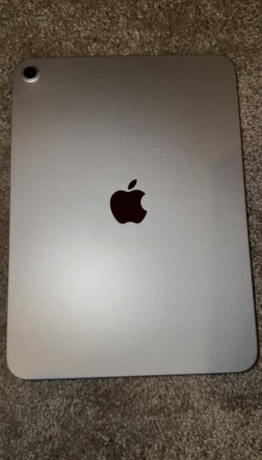 Apple 2025 iPad with A16 Chip, 11-inch, Wi-Fi, 256GB, Silver (Renewed) customer photo 2