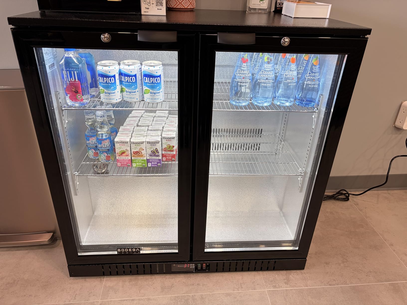 BODEGACOOLER Commercial Beverage Refrigerator with Glass Door,12.5 Cu.Ft Commercial Drink Refrigerator,Upright Large Display Merchandiser Beverage Bar Cooler with Soft LED Light,Adjustable Shelves customer photo 2