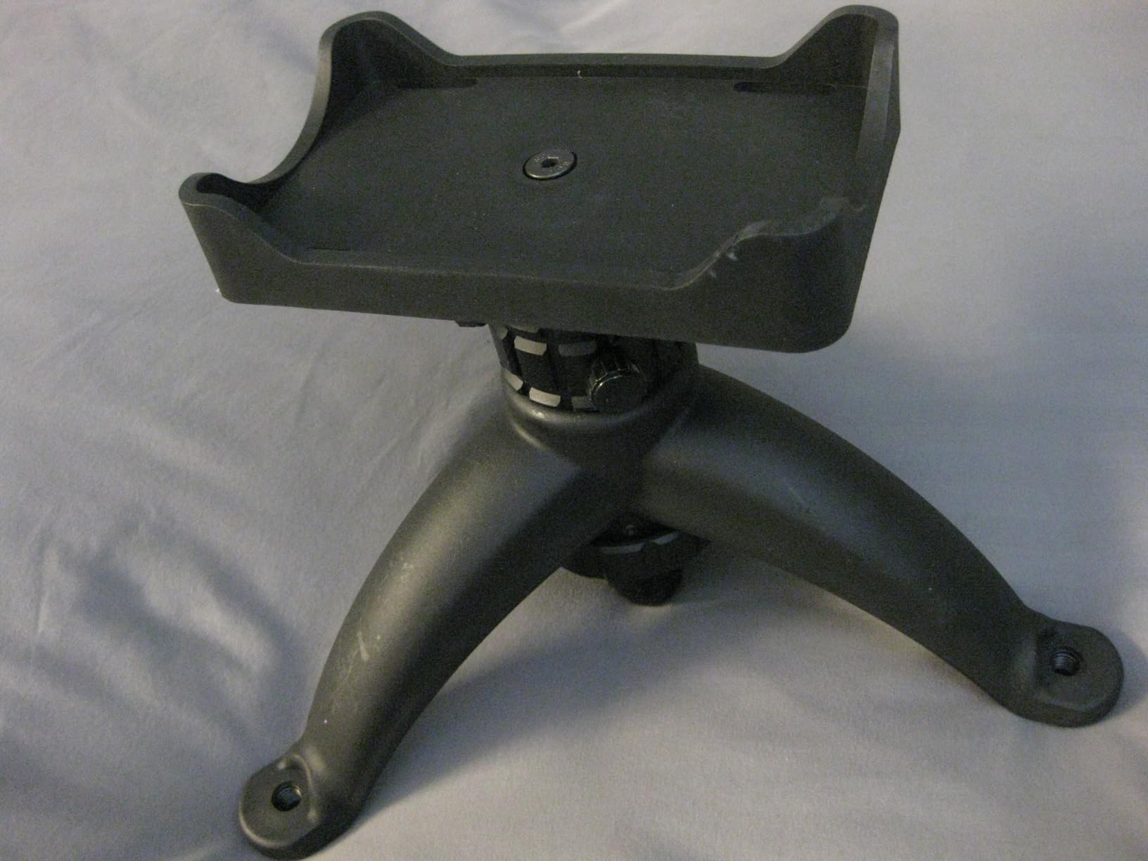 CVLIFE Shooting Rest Tripod Gun Rifle Rest with Front and Rear Bench Rest Bags Height Adjustment for Range Shooting Hunting and Outdoor customer photo 2