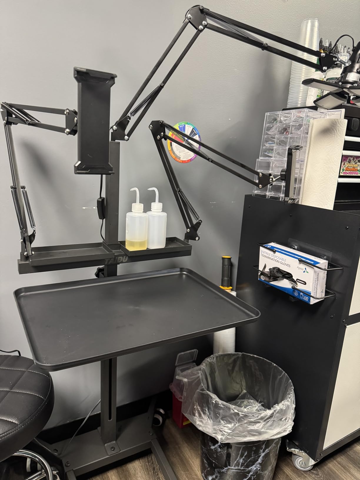 GBK Tattoo Workstation with LED Tattoo Light, Magnetic Tattoo Tray on Wheels,Salon Tray,Phone/Tablet Dual Stands,Tattoo Rolling Trolley for SalonTattoo Studio (Black) customer photo 1