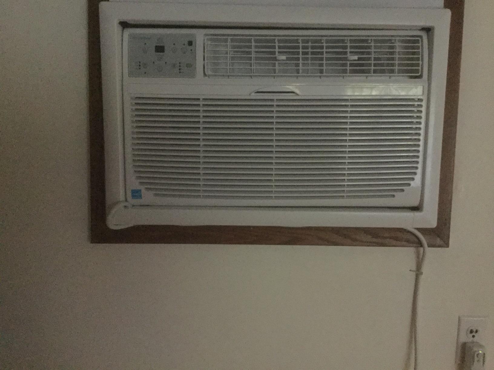 Keystone 10,000 BTU Through the Wall Air Conditioner and Dehumidifier, 115V, Through the Wall AC Unit for Bedroom, Bathroom, Nursery, Small-Medium Sized Rooms up to 450 Sq.Ft., Quiet, High Efficiency customer photo 2