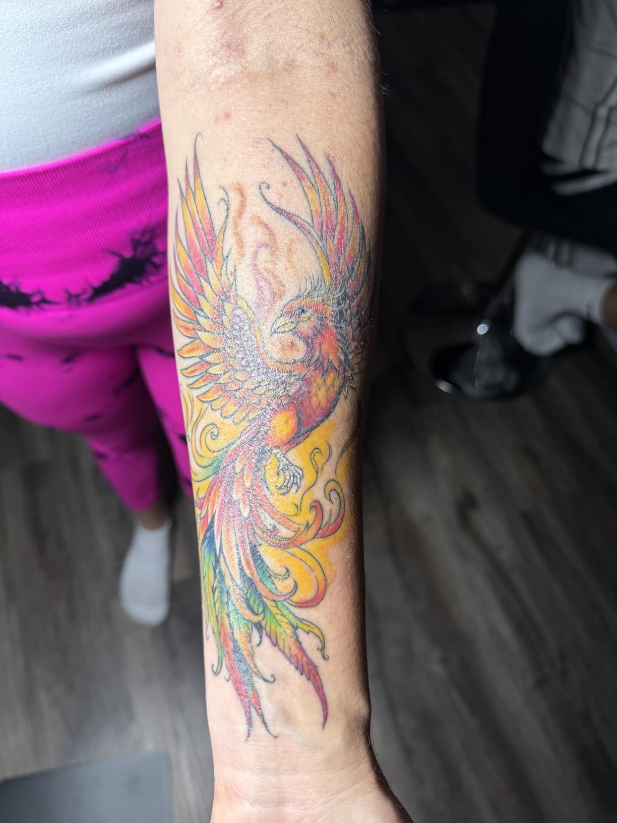 Tattoo Light Kits: Polarized LED Tattoo Work Light with Tattoo Vision Lenses and Extra Frame for Eliminating Shadows, High Definition,Equipped with 360°Tattoo Lights Stand customer photo 1