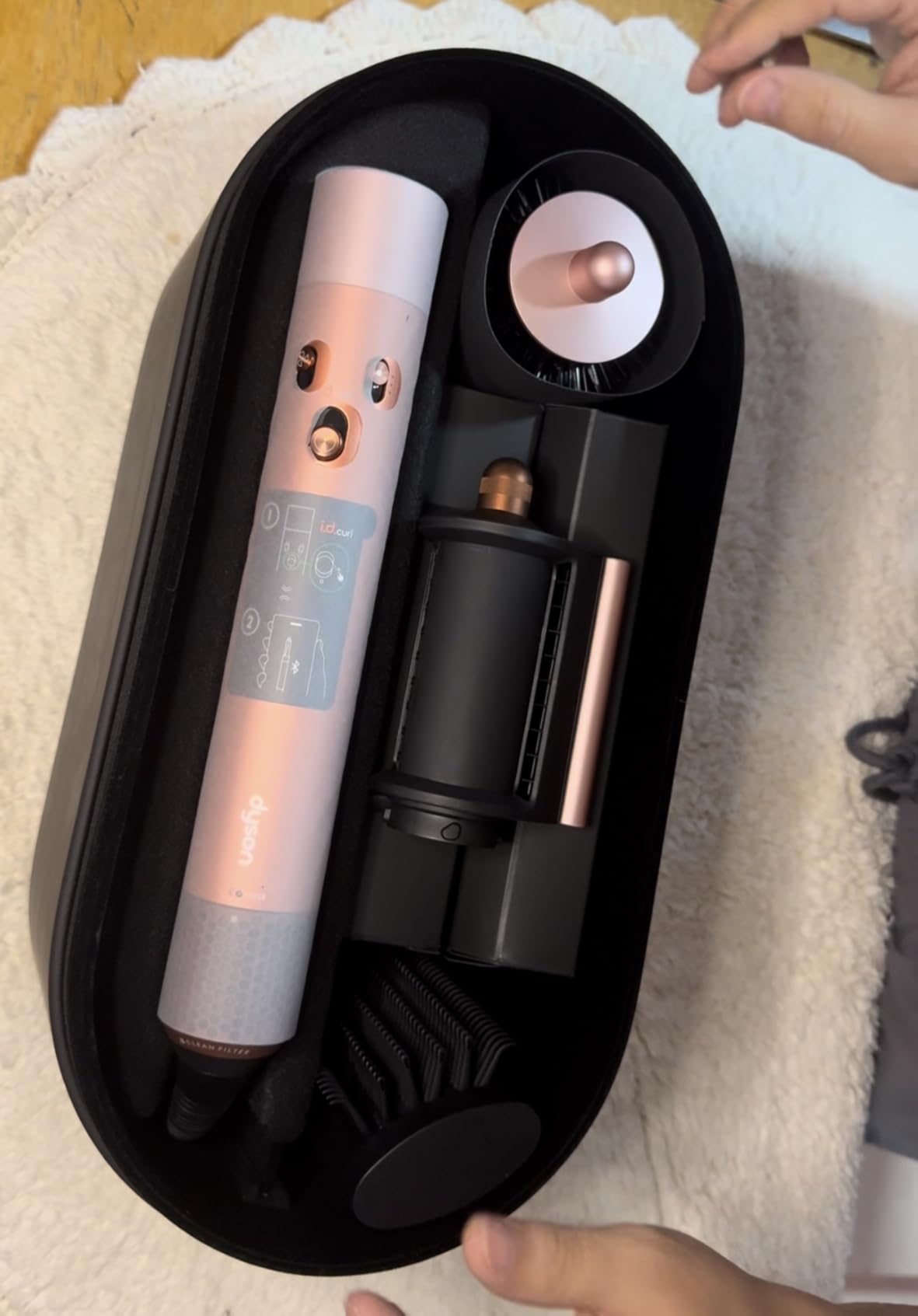 Dyson Airwrap i.d. Multi-Styler, Allure Winner, Bluetooth Connected, No Heat Damage, 6-in-1 Versatility, Intelligent Hair Styler customer photo 2