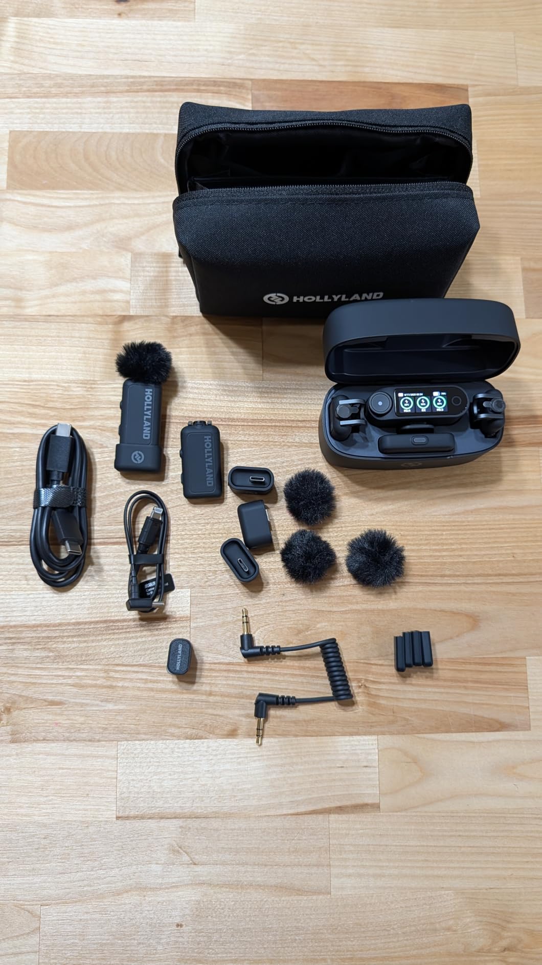 Lark MAX 2 Combo-4 Person Version, Wireless Lavalier Microphone, Tailored for Multi-Person Shooting Scenarios, Microphone for Camera/iPhone/Android (4TX + 2RX+ Charging Case) customer photo 2