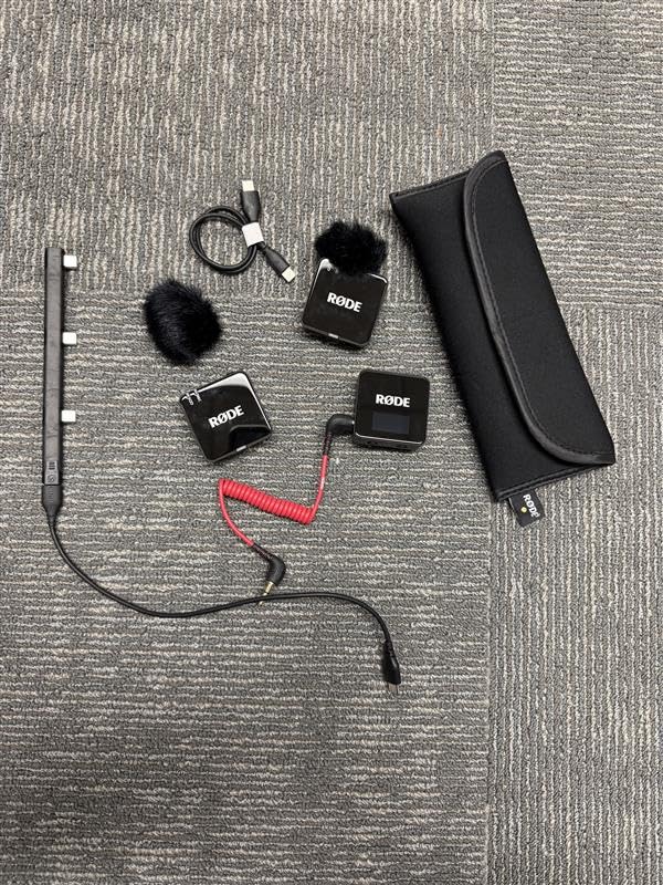 RØDE Wireless GO (Gen 3) - Compact Wireless Mic - Pristine Audio, 32-bit Float Recording, Automatic Level Control, for Phones, Cameras and Computers (Red) customer photo 1