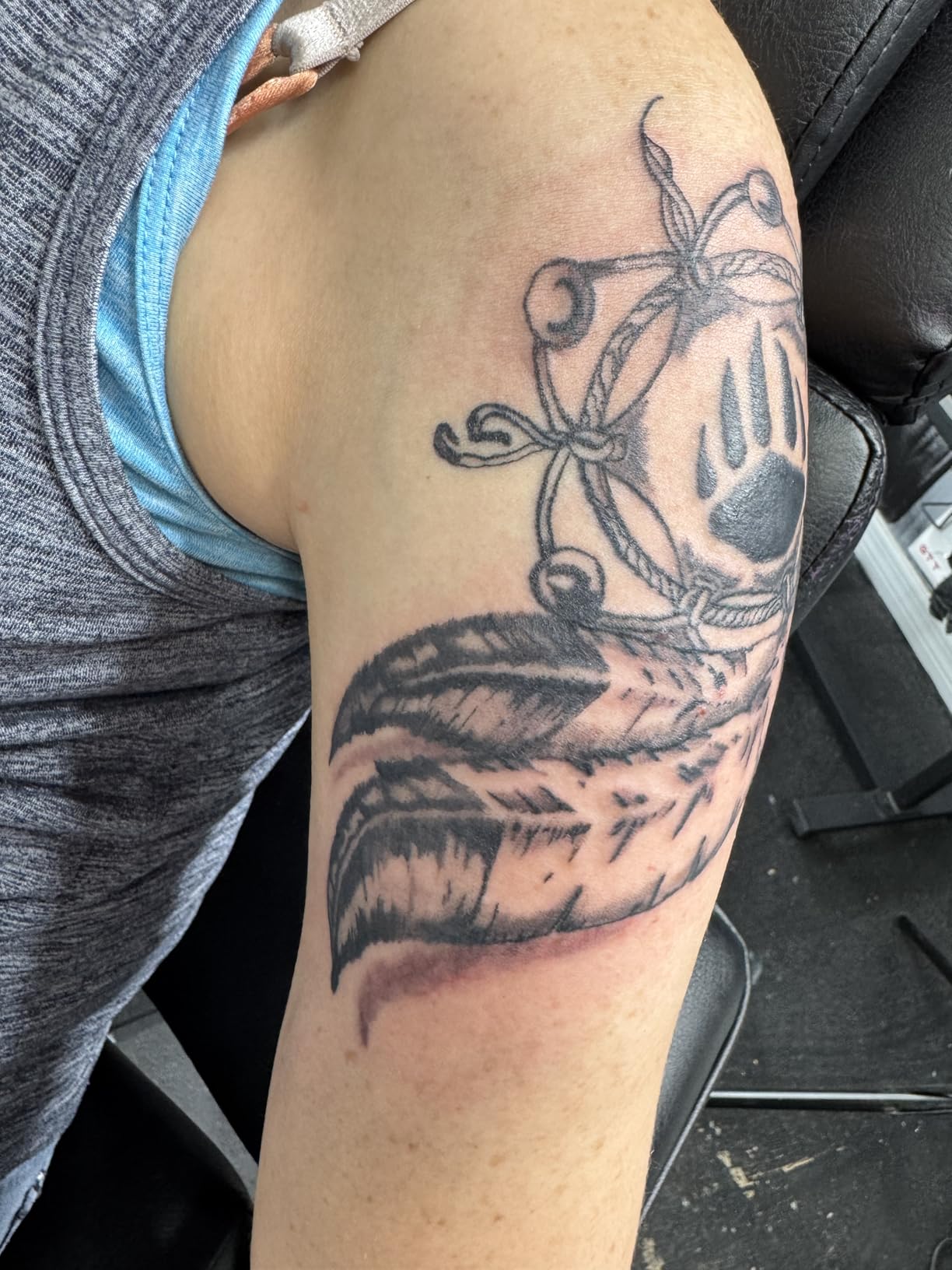 Wormhole Tattoo Gun Kit Xtreme Tattoo Ink Aluminum Alloy Wireless Tattoo Machine with 2Pcs 2300mAh Battery Adjustable Tattoo Pen Rotary Complete Professional Tattoo Kit for Artists - Black customer photo 1