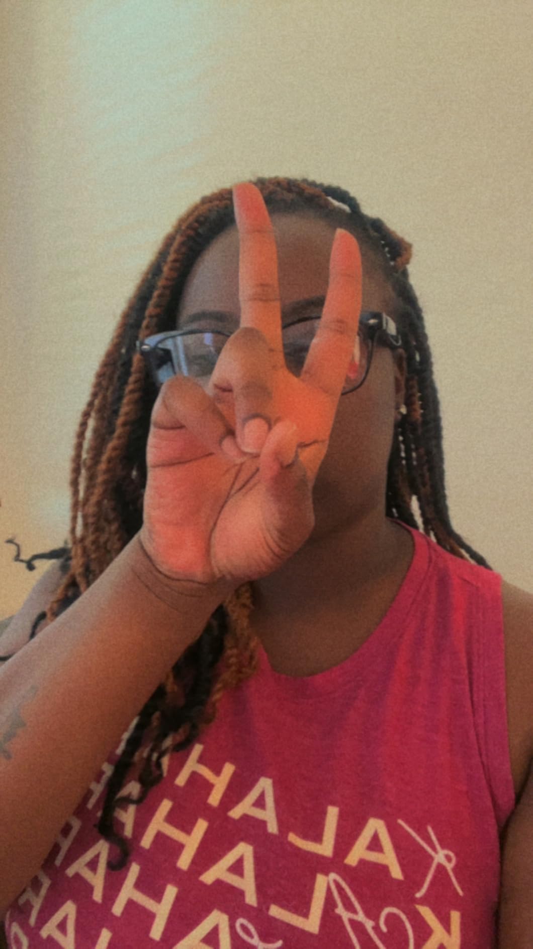 AI Smart Glasses for Men and Women with Chat GPT, Bluetooth Translation Glasses with 165 Languages and Color-Change Lens, Music Playback & Hands-Free Calls, UV & Blue Light Protection customer photo 2