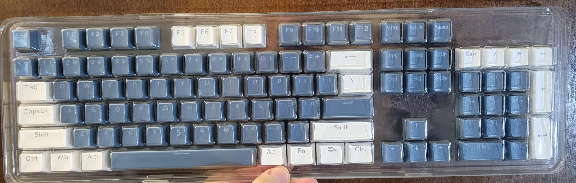 Redragon K745 PRO Wireless Gasket RGB Gaming Keyboard, 108 Keys Mechanical Keyboard w/Extra 4 Hotkeys, Hot-Swap Socket, 5-Layer Noise Dampening, See-Through Round PBT Keycaps, Mint Mambo Switch customer photo 2