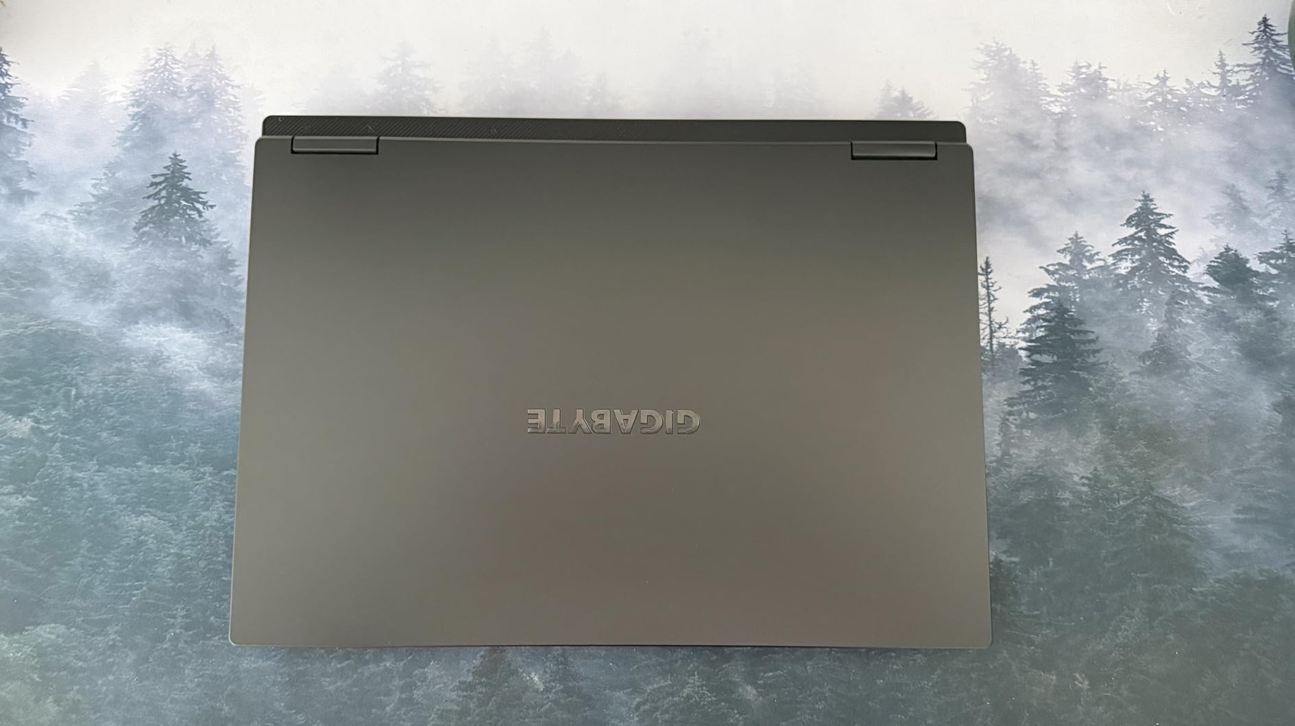 GIGABYTE - Gaming A16 Gaming Laptop - 165Hz 1920x1200 WUXGA - NVIDIA GeForce RTX 5070 - Intel i7-13620H - 1TB SSD with 32GB DDR5 RAM - Windows 11 Home AD Gaming A16 CWHI3US864SH customer photo 1