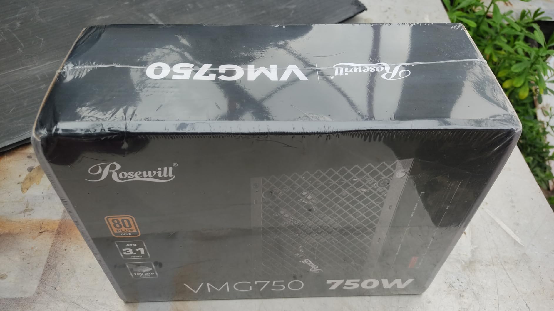 Rosewill VMG 750W 80+ Gold, ATX 3.0 & 3.1 Compatible, Full Modular Low-Noise Power Supply, PCIe 5.1 12V-2x6 Connector, 100% Japanese Electrolytic Capacitor, 120mm FDB Silent Fan - 5 Year Warranty customer photo 1