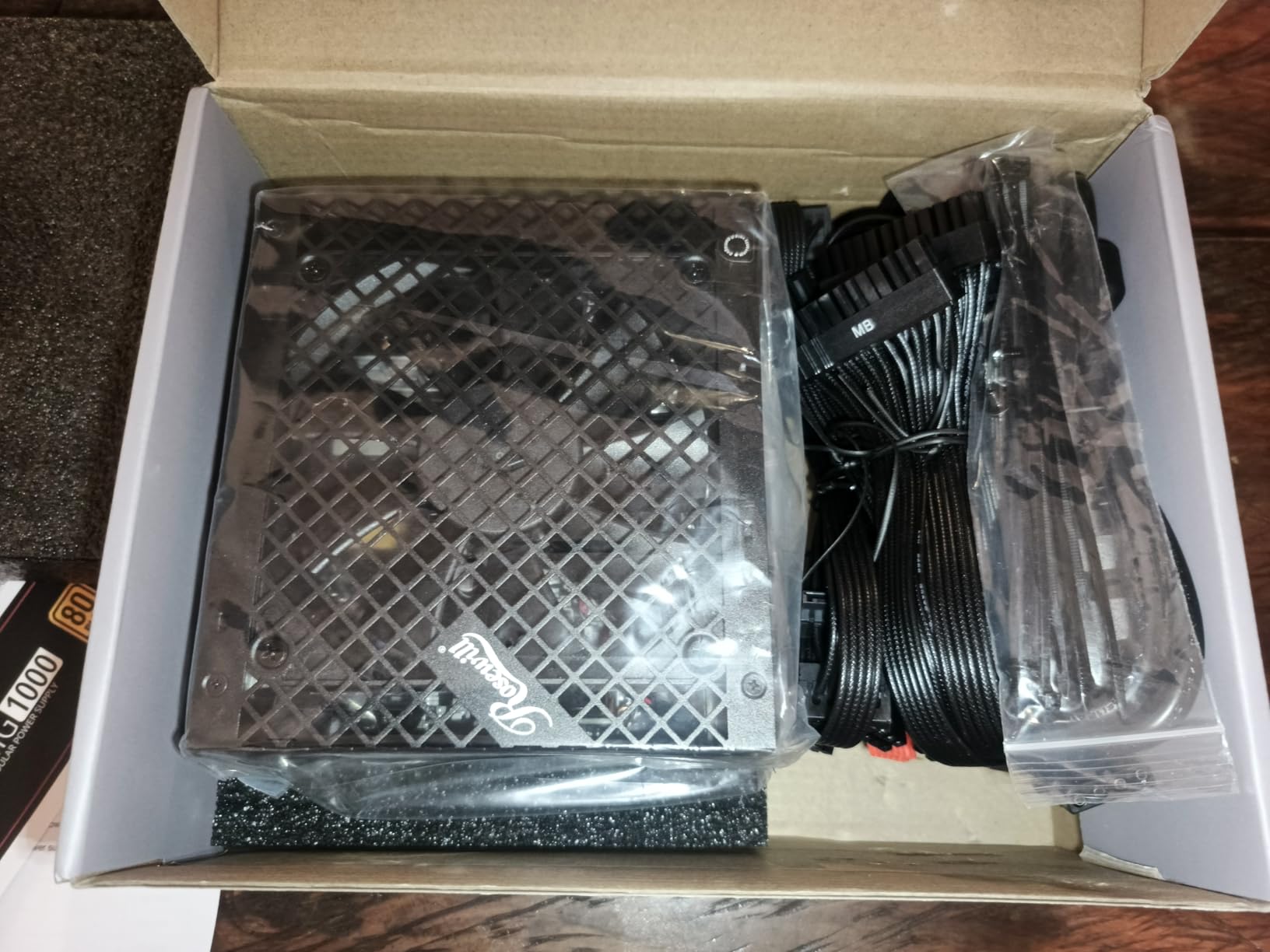 Rosewill VMG 1000W 80+ Gold, ATX 3.0 & 3.1 Compatible, Full Modular Low-Noise Power Supply, PCIe 5.1 12V-2x6 Connector, 100% Japanese Electrolytic Capacitor, 120mm FDB Silent Fan - 5 Year Warranty customer photo 2