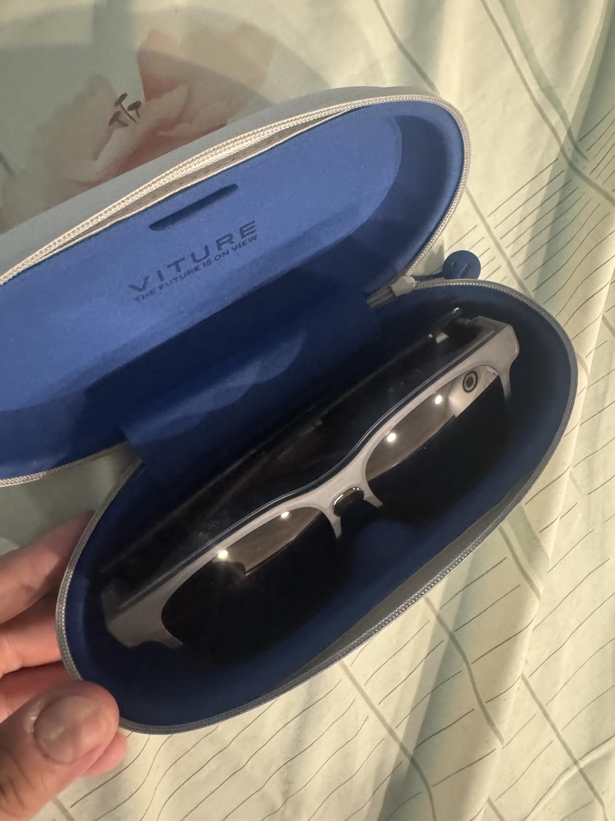 VITURE Luma AR/XR Glasses - 146 inch 1200p Ultra Sharp Display, 50° FOV, 3Dof, Electrochromic Film, Myopia Adjustments customer photo 1