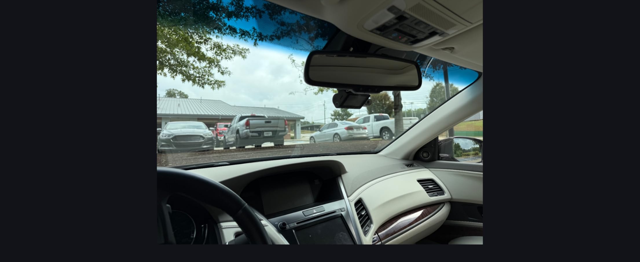 70mai 4K T800 3 Channel Dash Cam, Dash Cam Front and Rear Inside(2160P+2160P+1080P), STARVIS 2 IMX678, HDR Night Vision, Dash Camera for Cars with 512GB Card, WiFi 6, 4G LTE, ADAS, 24H Parking Mode customer photo 2