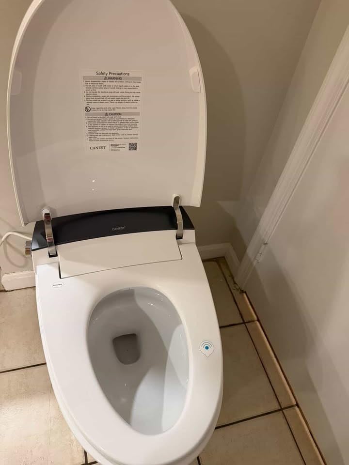 CANEST Smart Toilet with Bidet Built in, Dual-Flush 1.1/1.6GPF with 17