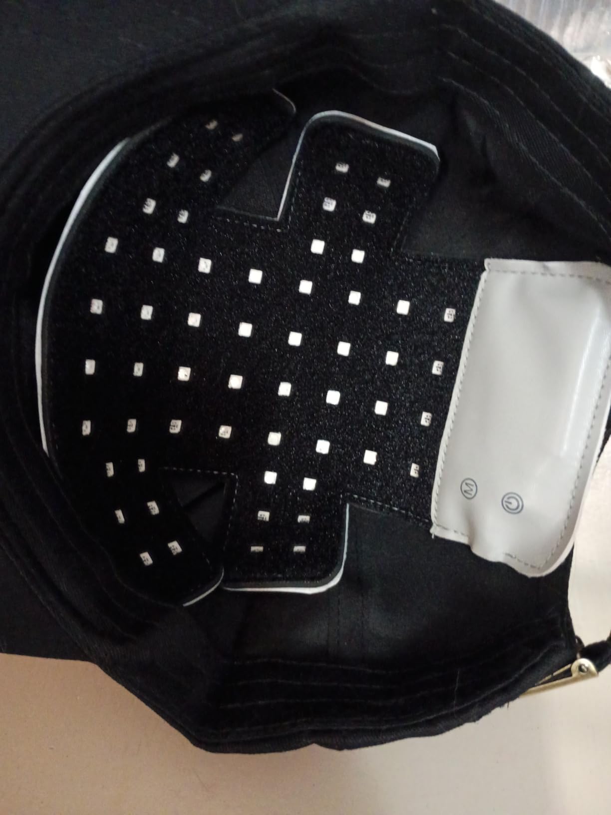 2026 Upgrade Laser Cap, Red Light Therapy for Hair Growth customer photo 1