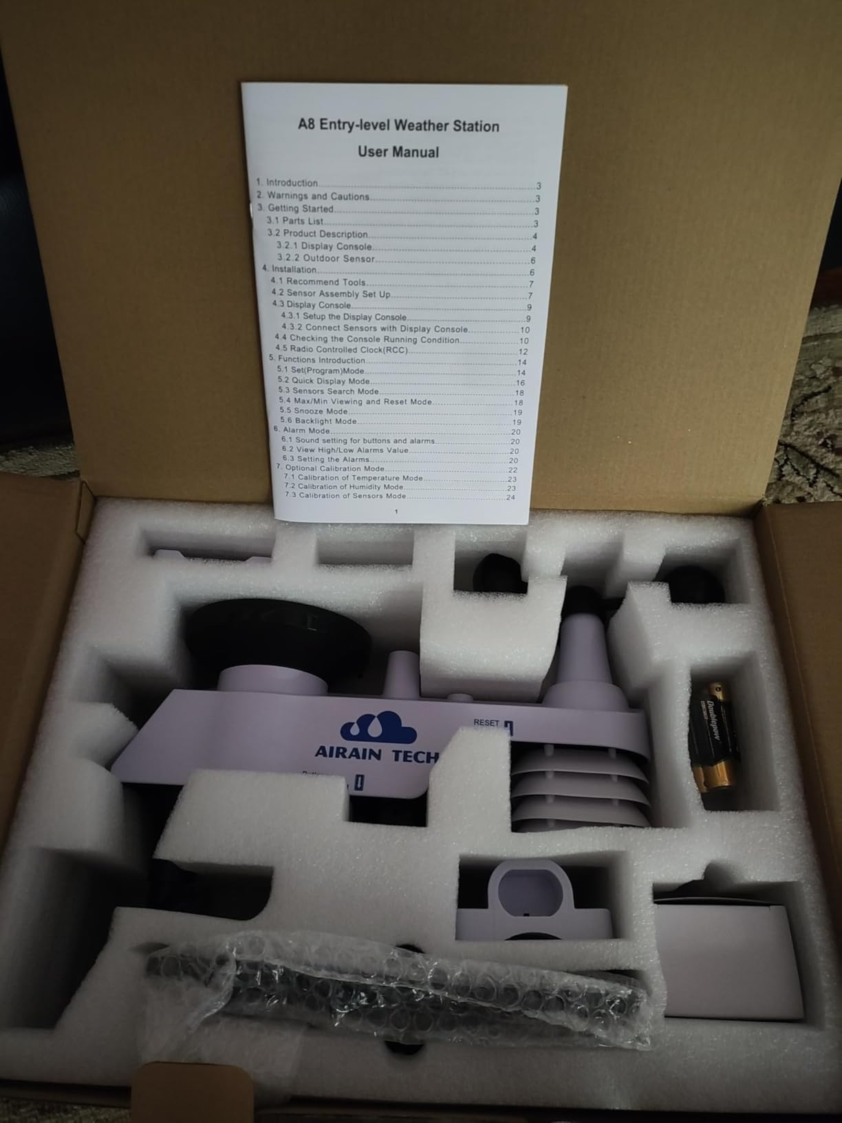 14-in-1 Wireless Weather Station with Outdoor Wireless Sensor, Radio-Controlled Clock, Rain Gauge, Wind Speed/Direction, Moon Phase, Wind Chill Index, Outdoor Dew Point, Barometer customer photo 2