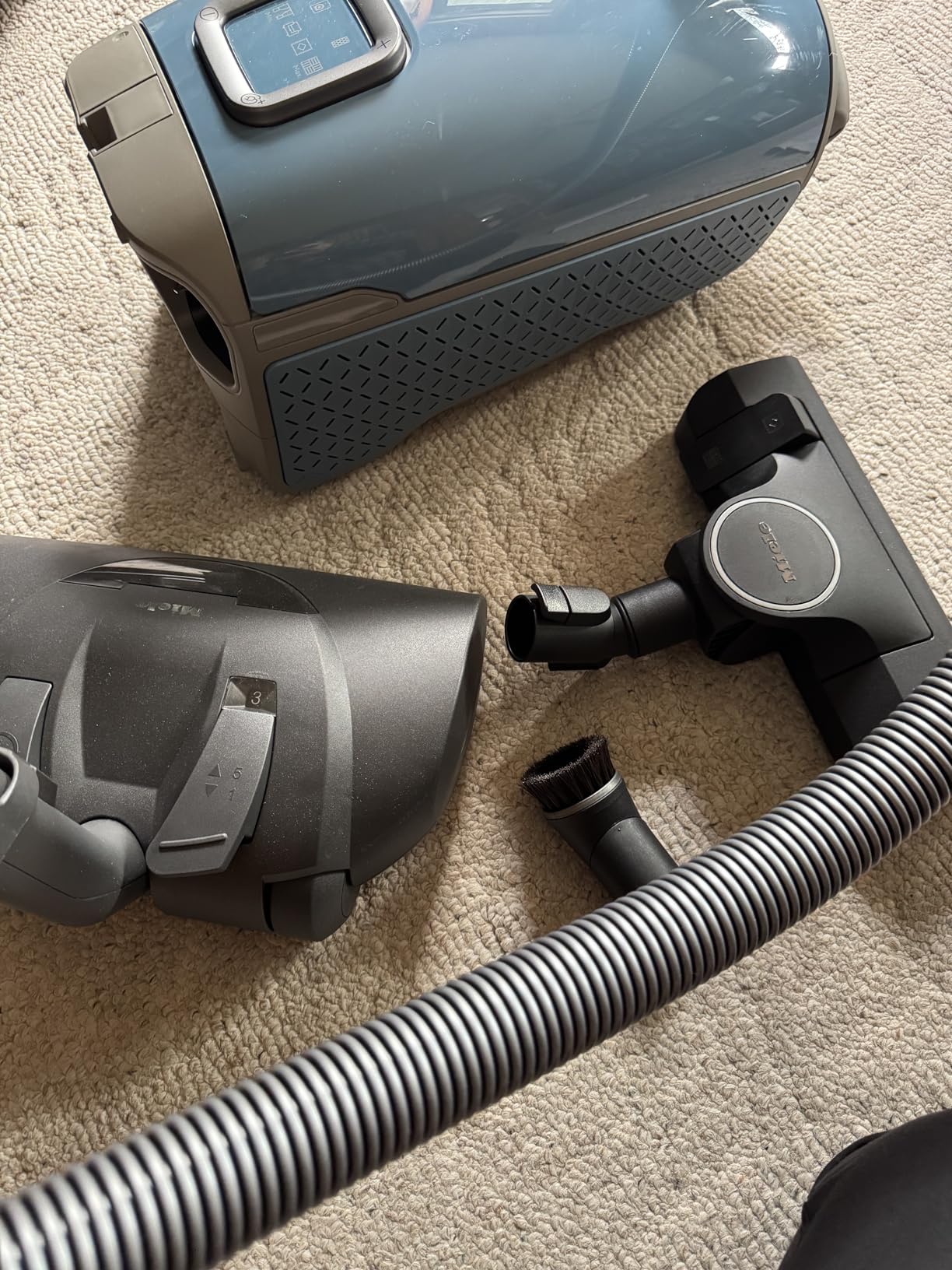Miele Guard L1 Bagged Canister Vacuum Cleaner with AirClean Filter, Electro Plus Floorhead, AllTeQ Universal Floorhead, LED Display Panel, in Nordic Blue/Space Grey customer photo 1