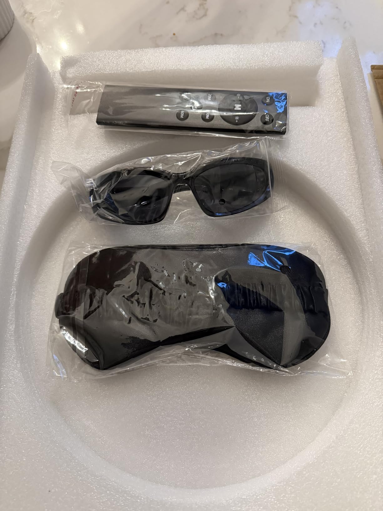 Red Light Therapy for Body Face, Infrared Light Therapy Lamp with Adjustable Stand, 660nm and 850nm Near Infrared LED Lights Panel, Red Infrared Lamp for Full Body, Gift for Men Women customer photo 1