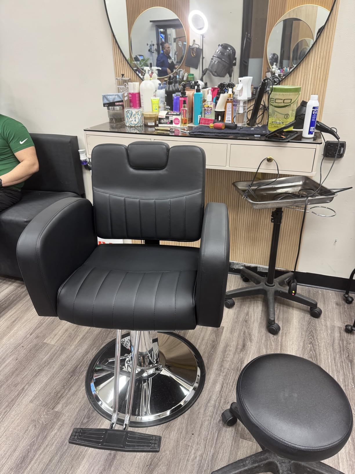 Baasha Premium Black Reclining Salon Chair with Removable Headrest, All-Purpose Hydraulic Barber Chair, Soft PU Leather, 360° Swivel, 135° Recline, Heavy-Duty Steel Frame, 330 lbs Capacity customer photo 1