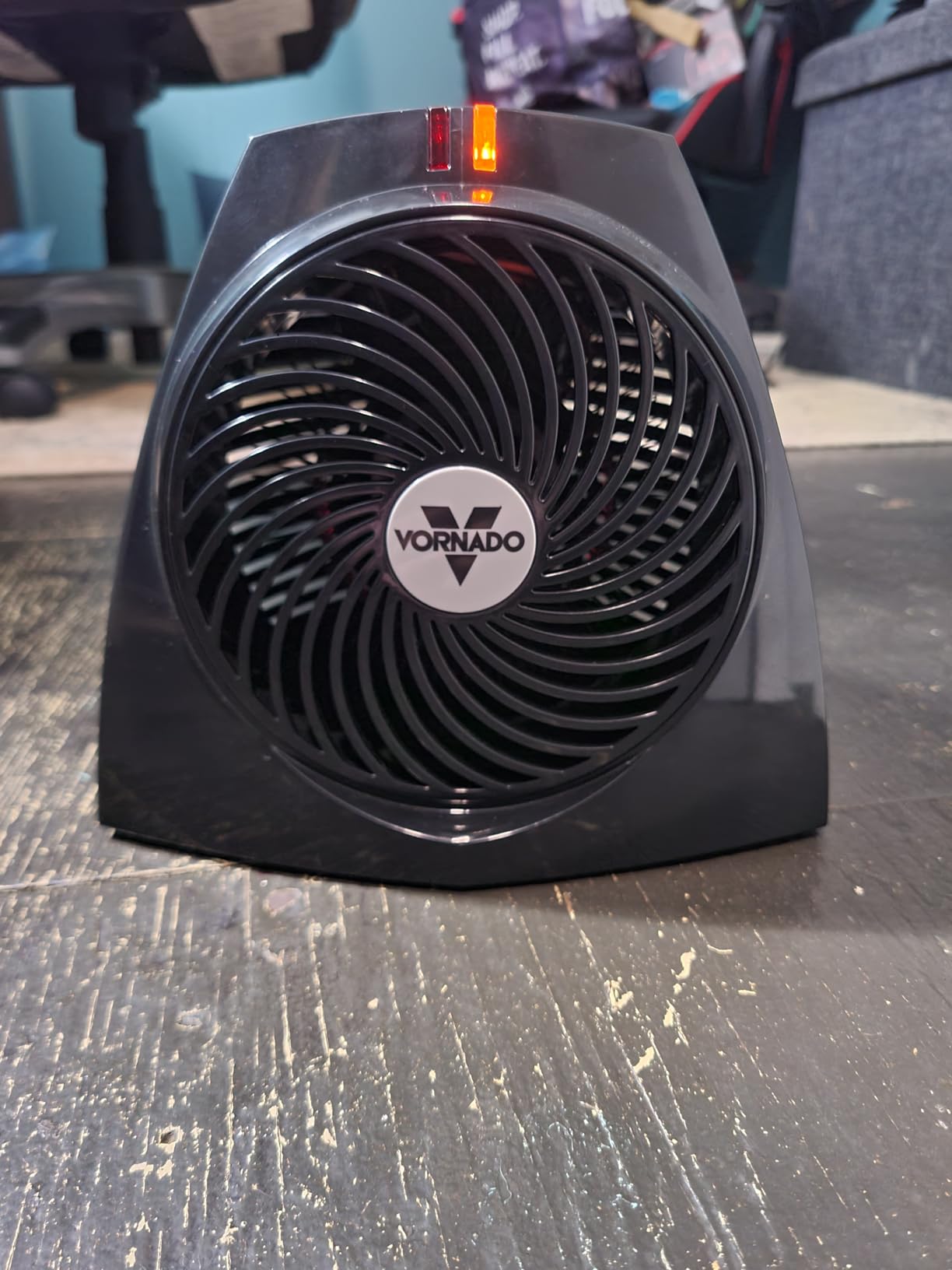 Vornado VH202 (2025) Personal Space Heater, Advanced Safety Features, 2 Heat Settings, Direct Heating, Fan Only Setting customer photo 1