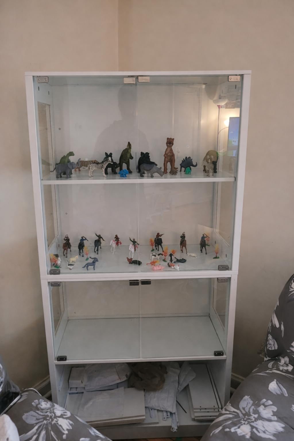 Display Cabinet with Glass Doors, 4-Tier Display Case with 3-Color Lights & Human Body Sensor, Storage Cabinets with 3 Shelves & 2 Drawers for Collectibles/Living/Dining/Game Room, Black Oak customer photo 1