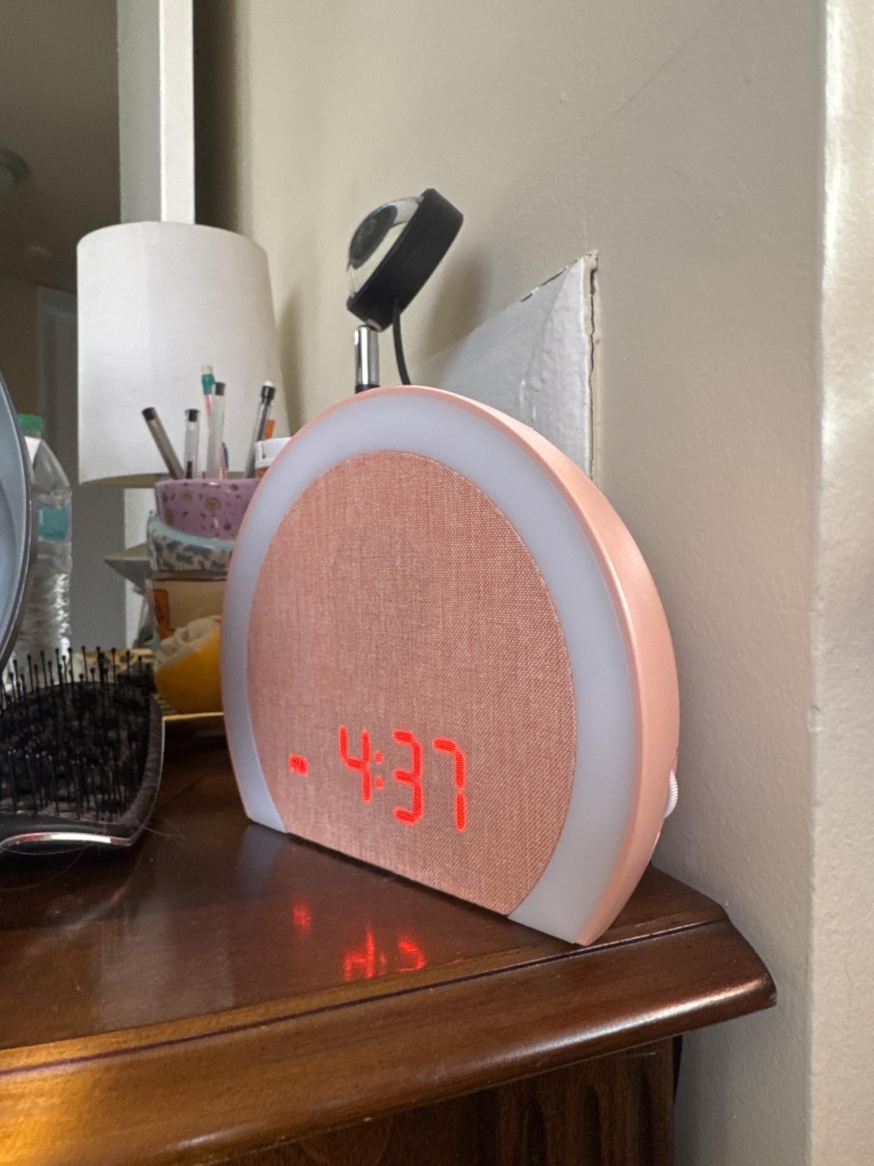 ANJANK Super Loud Alarm Clock with Wireless Bed Shaker - Vibrating Dual Alarm with Light Wake Up for Heavy Sleepers & Hearing Impaired, 9-Color Night Light customer photo 1