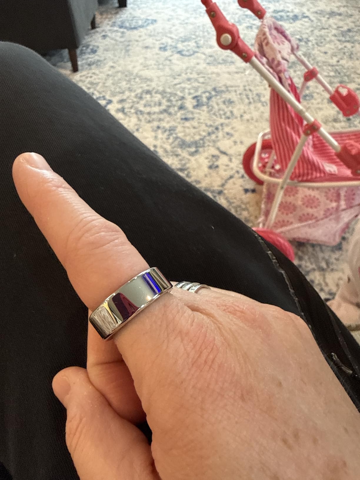 R02 Smart Ring with Charging Case, Supports Heart Rate, Blood Oxygen, Sleep Health Monitoring, No Subscription Fee customer photo 1