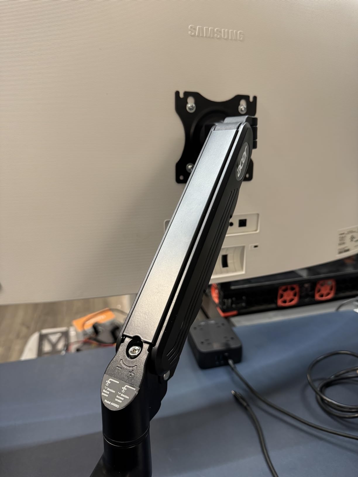 Acer Dual Monitor Arm, Computer Desk Arm with VESA Mounts for 17-32