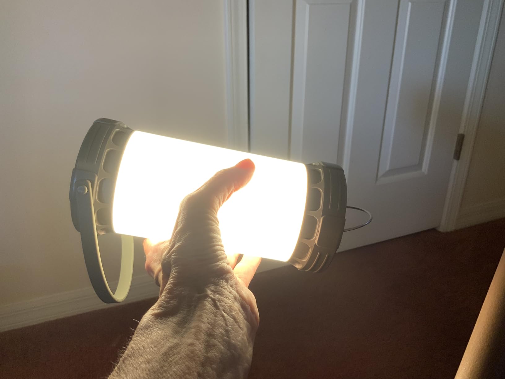 Glocusent 135 LED Ultra Bright Camping Lantern, Up to 200H, 5000mAh Camping Lights with 3 Colors & 5 Brightness, SOS, Max 1500LM, Rechargeable Lantern for Power Outages Camping Hiking Emergency customer photo 1