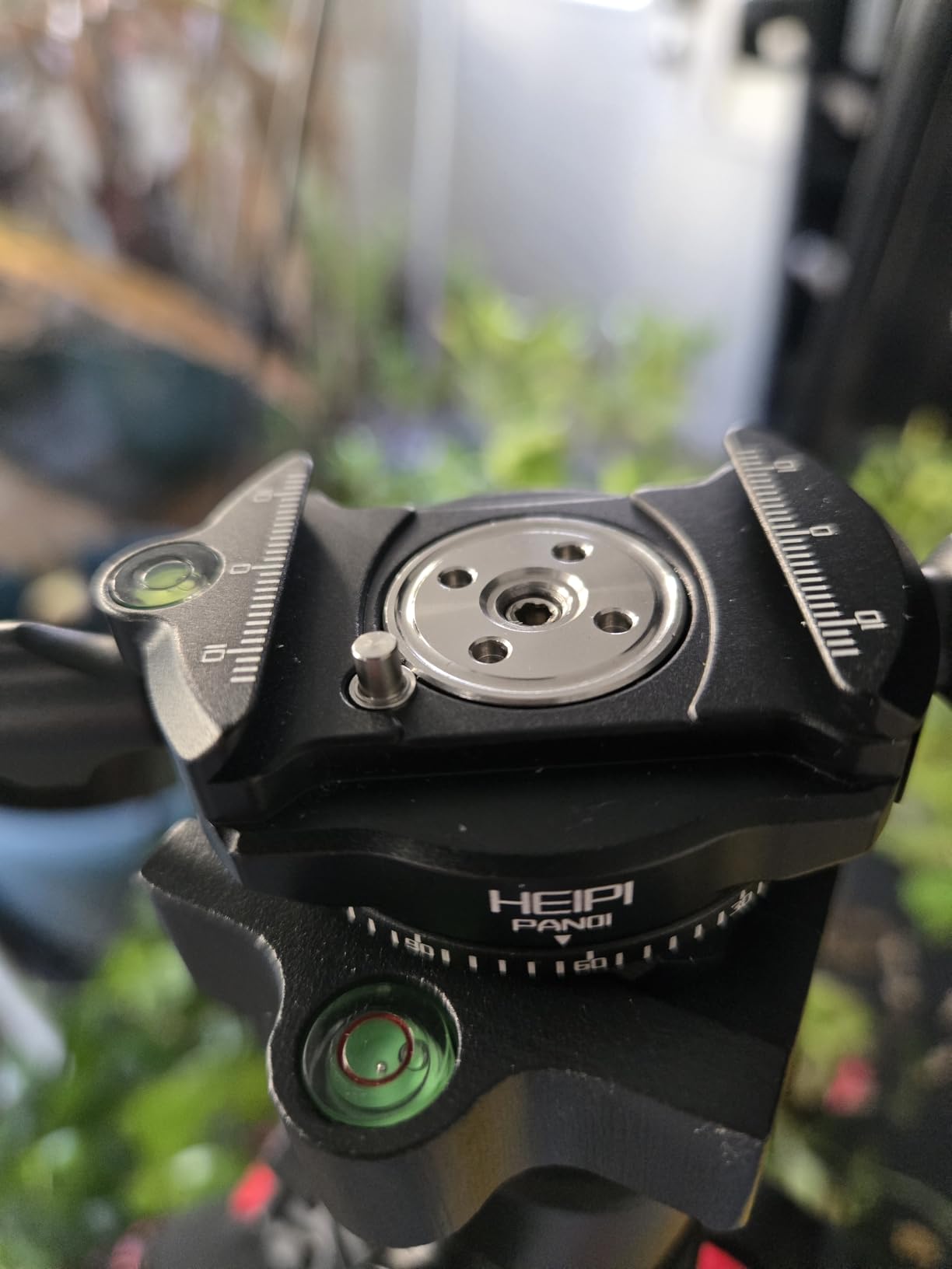 HEIPI Panoramic Panning Base, 360-Degree Tripod Base ARCA-Type Aluminum Alloy Camera Base Plate with Bubble Level for Tripod Monopod DSLR Cameras, Load Capacity 22 LBS customer photo 1