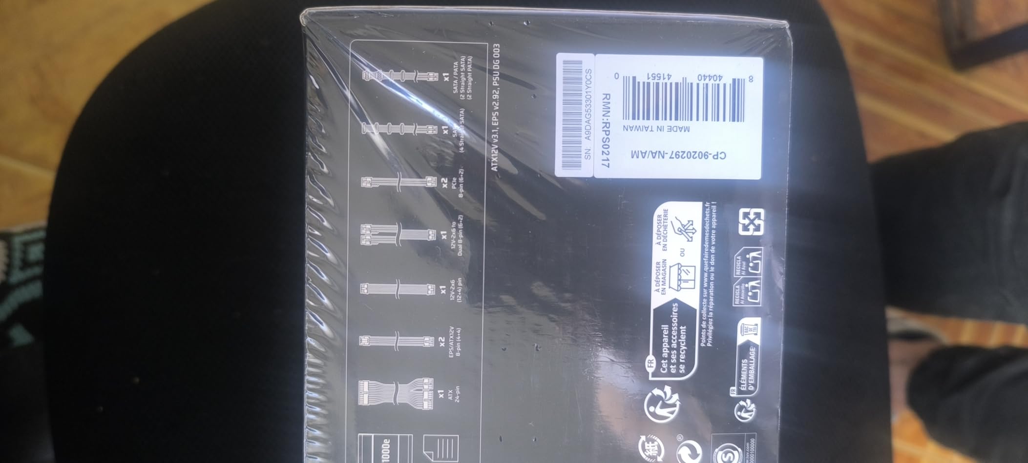 CORSAIR RM1000e ATX 3.1 PCIe 5.1 Ready Fully Modular 1000W Power Supply - 12V-2x6 Cable Included, Cybenetics Gold Efficiency, 105°C-Rated Capacitors, Modern Standby Mode - Black customer photo 2