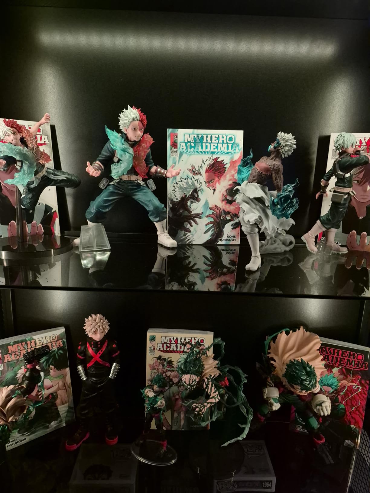 AODK Display Case with LED Lights, Display Cabinet with Glass Storage Shelves and Industrial Metal Mesh, 4-Tier Display Shelf for Collectibles, Curio Cabinet with Open Shelf, Black customer photo 1