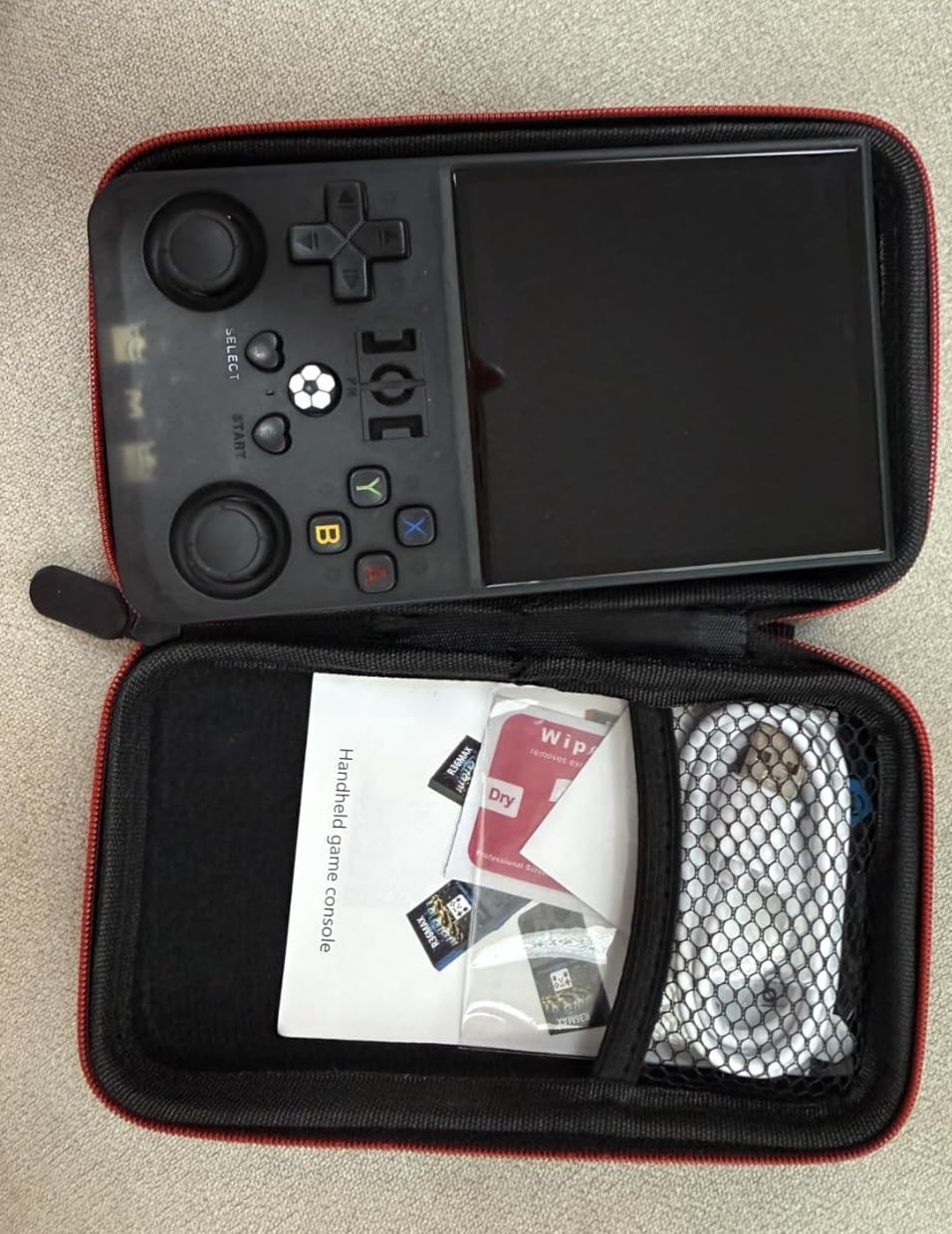 R36MAX Retro Handheld Game Console, 4.0 Inch 720x720 IPS Screen, 64GB Built-in 18,000+ Classic Games, Portable Linux System, 4000mAh Battery customer photo 2