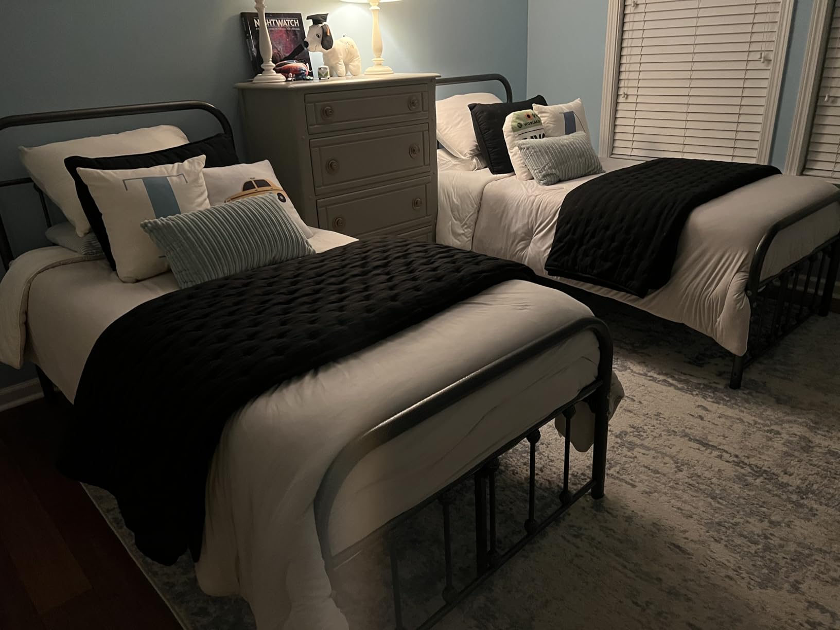 Elegear Queen Comforter Set Gray, PCM Temperature Regulating Ultra-Soft Bedding Set, 3Pcs Upgraded Micro Fleece Lightweight Comforter Set All Season, 1 Cover Free Comforter 90x90, 2 Pillowcase 20x26 customer photo 2