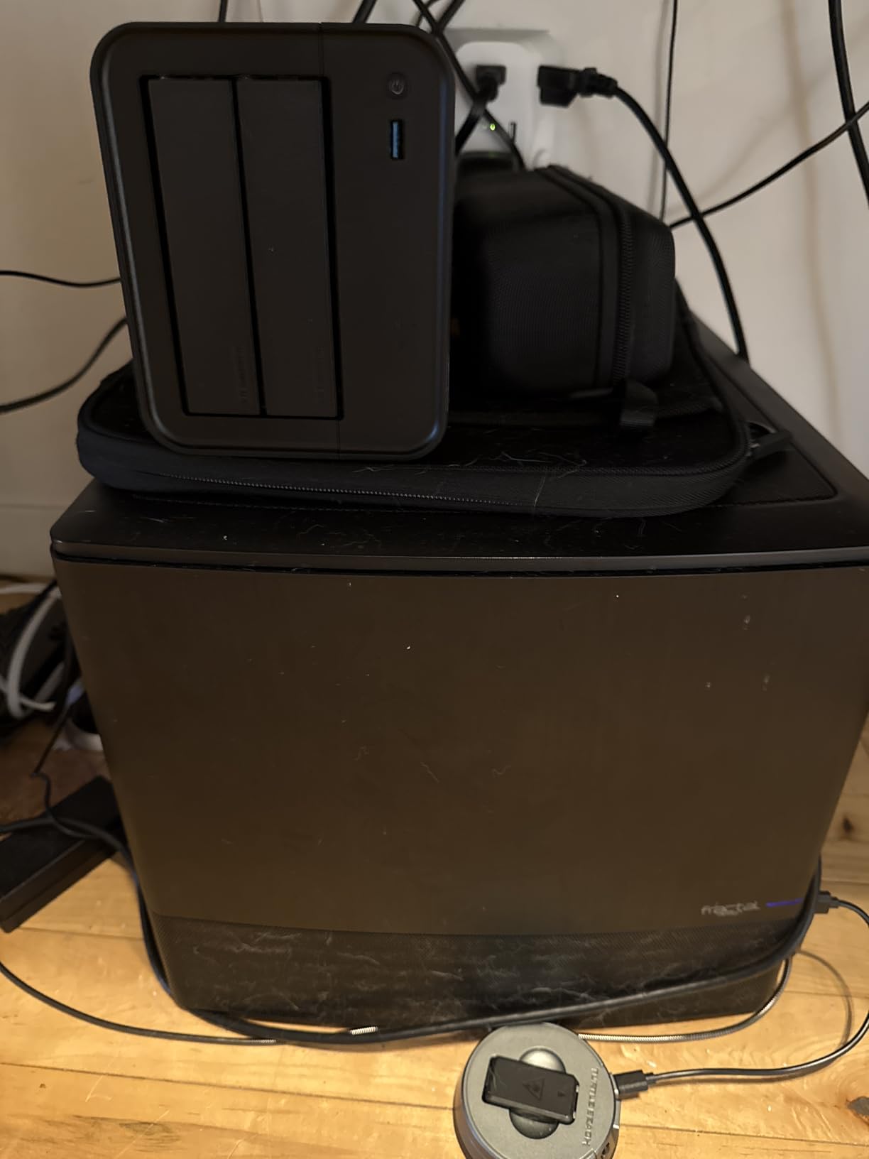 TERRAMASTER F4-425 4-Bay NAS Storage - Intel x86 Quad-Core CPU, 4GB RAM, 2.5GbE LAN, Network Attached Storage Multimedia Server customer photo 2