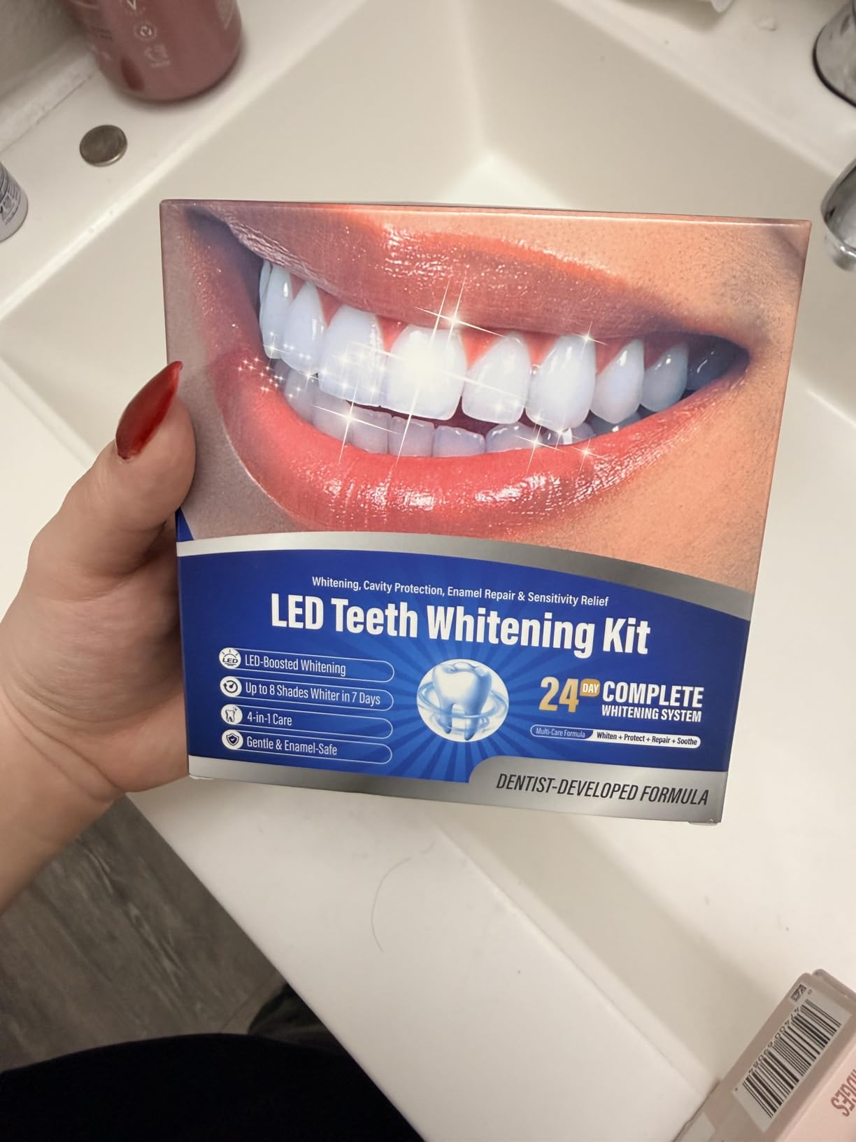 Teeth Whitening Kit - 3 Teeth Whitening Pens + 2 Desensitizing Pens - LED Light - 35% Carbamide Peroxide customer photo 1