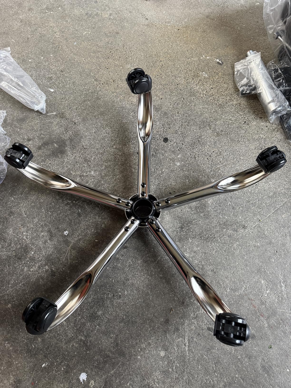 Massage Office Chair with Foot Rest, 6 Points Vibration and Heat Ergonomic Executive Desk Chair for Heavy People, 500lbs Big and Tall Office Chairs with Reclining High Back for Home Office customer photo 1