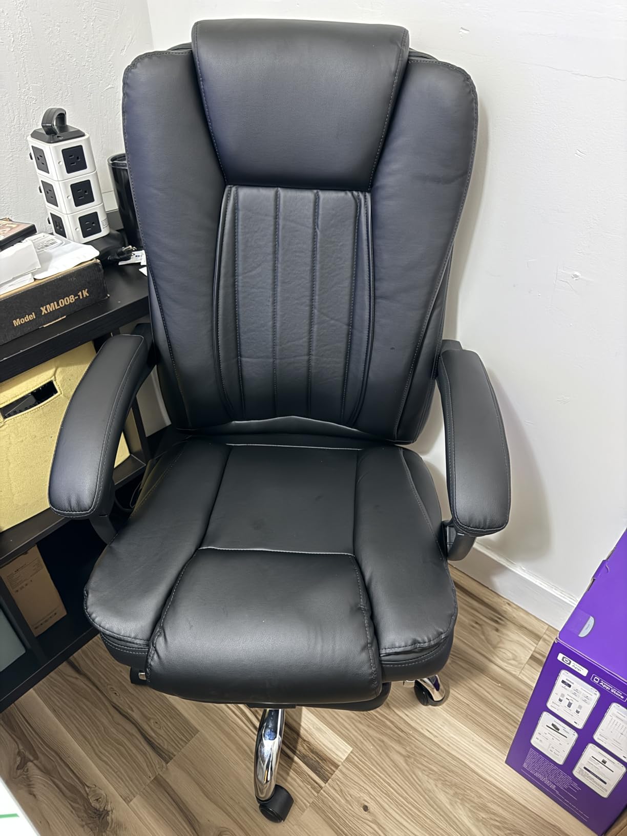 Massage Office Chair with Foot Rest, 6 Points Vibration and Heat Ergonomic Executive Desk Chair for Heavy People, 500lbs Big and Tall Office Chairs with Reclining High Back for Home Office customer photo 2