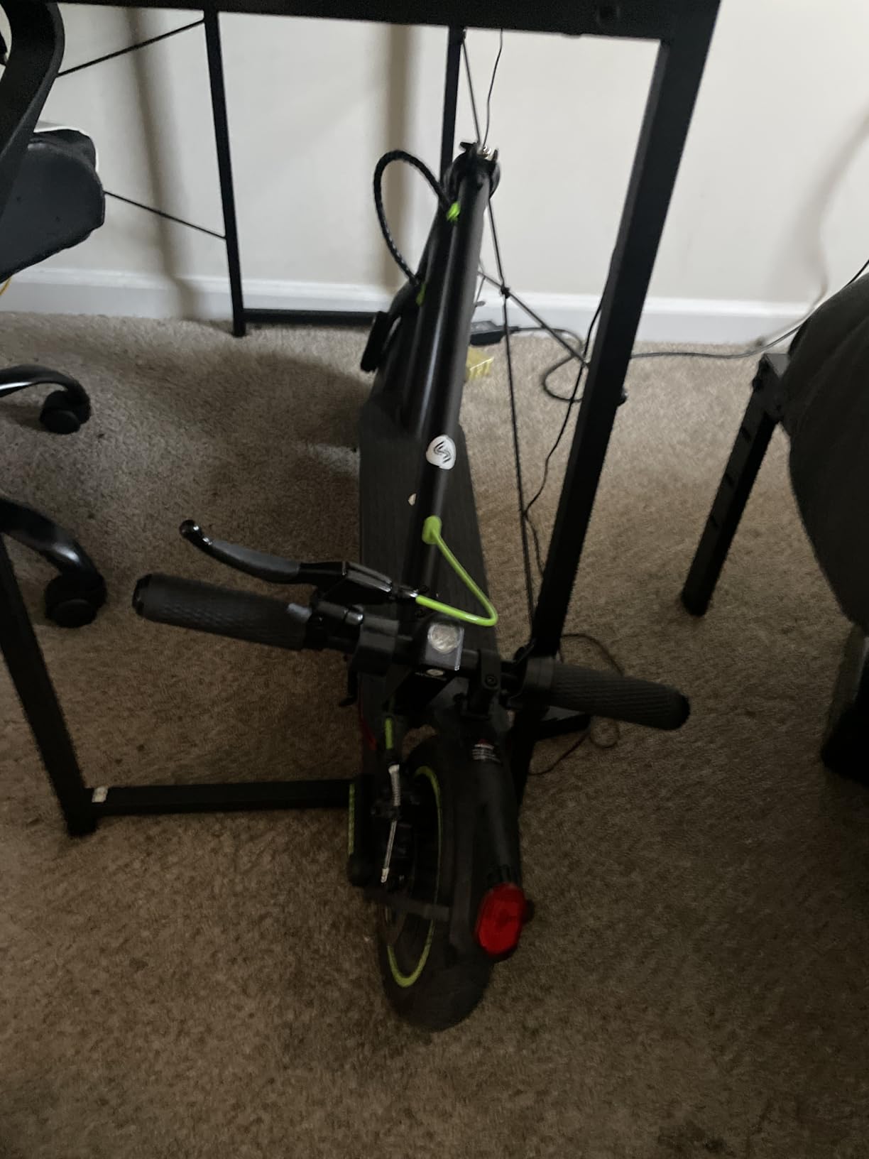 isinwheel GT1 Electric Scooter Adults, 28MPH Top Speed, 28Miles Range, 800W Motor, 330LBS Load, Off-Road Scooter for Adults with Turn Signal customer photo 2