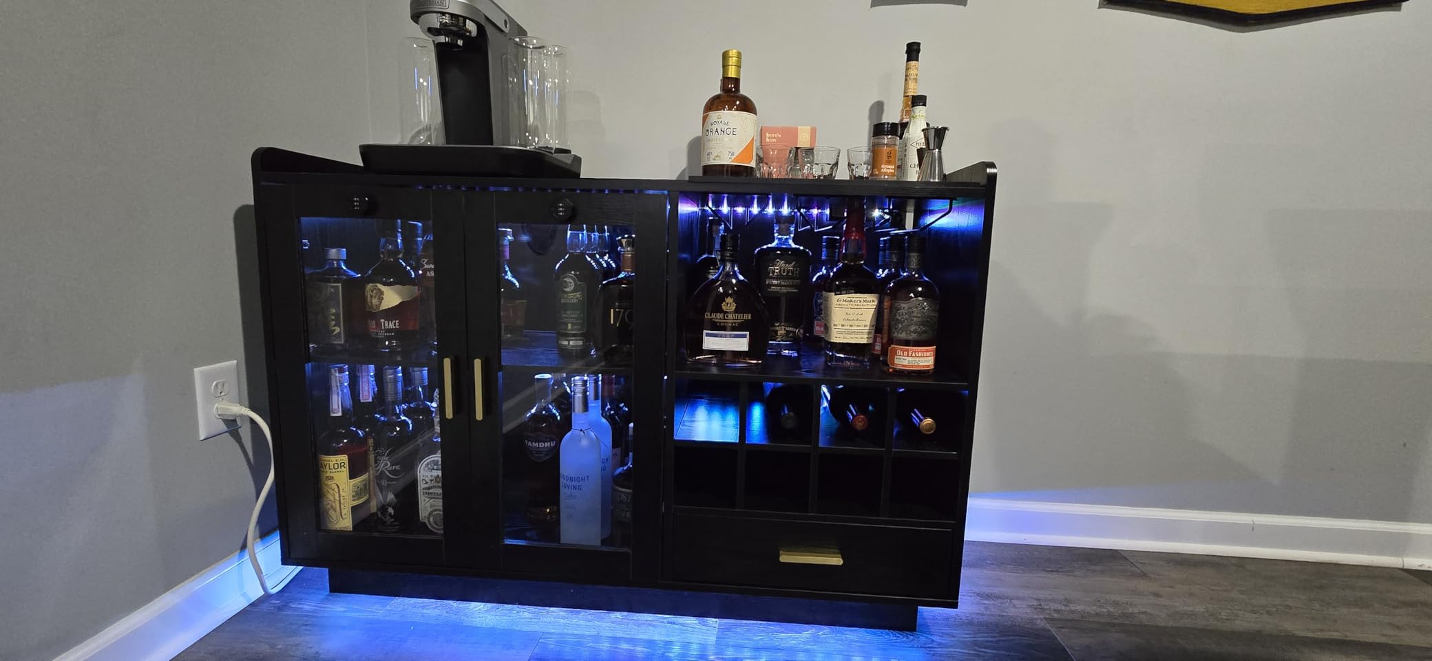 COCO DESIGN Modern Wine Bar Cabinet with LED Light & Locked Fluted Door, Black Floating Coffee Bar with Power Outlets & Glass Rack customer photo 1